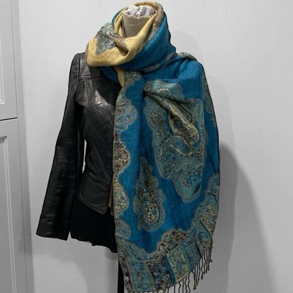 Paisley Oversized Scarf Size 72 x 28 - Picture 1 of 12